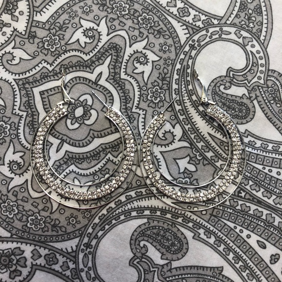 ⬇️ Rhinestone hoops - Picture 2 of 5